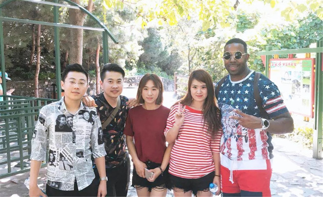 乾港集團(tuán)商務(wù)部?jī)?yōu)秀經(jīng)理人旅游活動(dòng) 乾港集團(tuán)商務(wù)部?jī)?yōu)秀經(jīng)理人旅游活動(dòng)