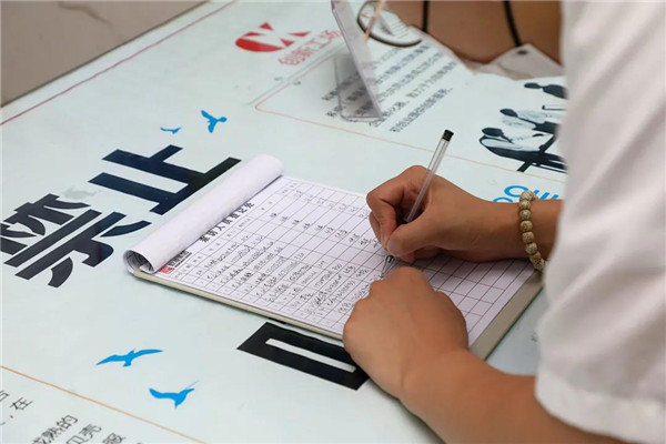 乾港集團(tuán),乾港官網(wǎng),乾港網(wǎng)絡(luò),室內(nèi)空氣凈化公司 乾港集團(tuán),乾港官網(wǎng),乾港網(wǎng)絡(luò),室內(nèi)空氣凈化公司